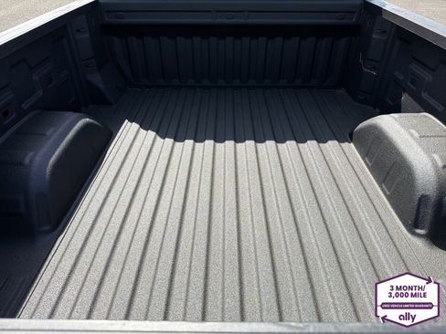 Used 2025 GMC Sierra 1500 Elevation image 5