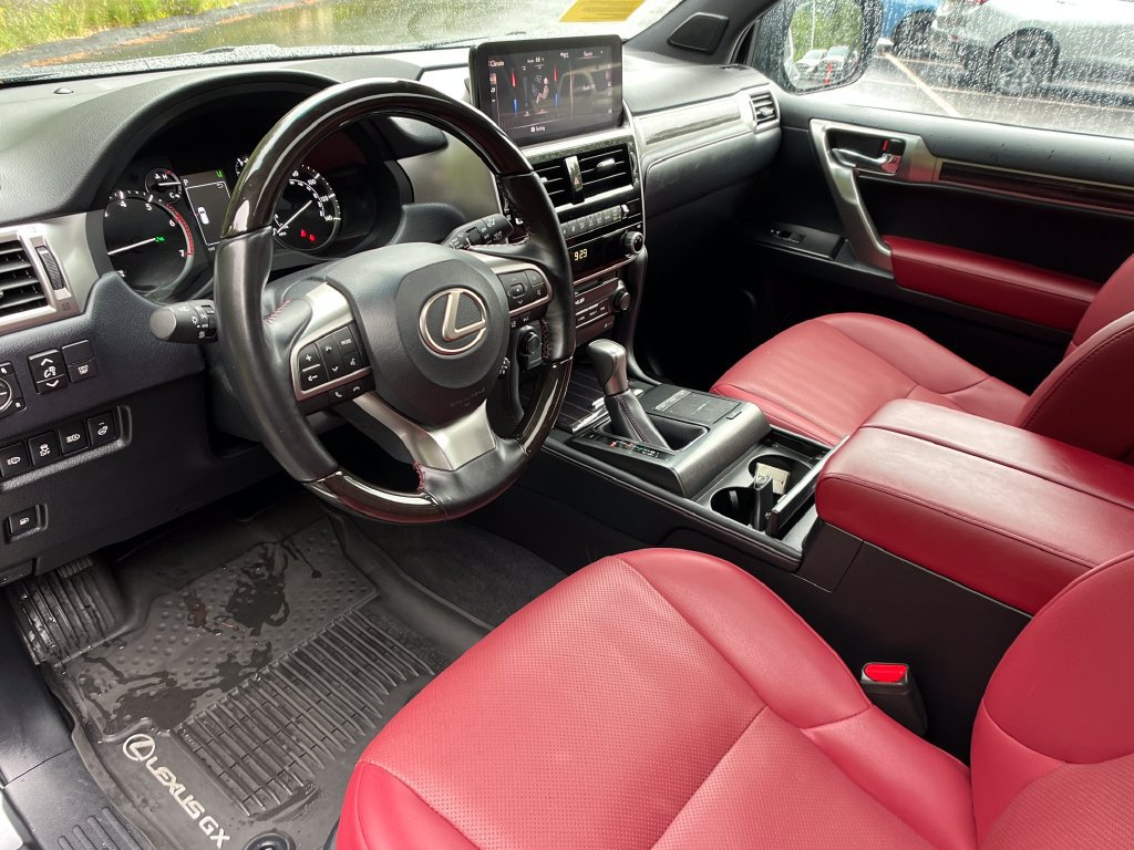 Used 2023 Lexus GX 460 Premium w/ Premium Package AWD/4WD image 10