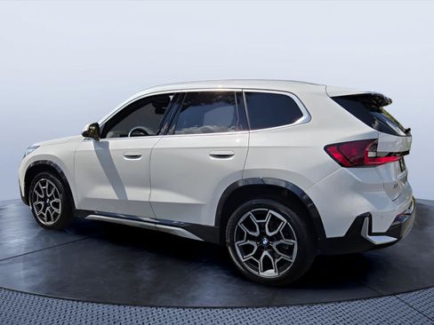 Certified 2026 BMW X1 xDrive28i w/ Technology Package AWD/4WD image 4