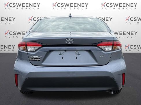 Used 2025 Toyota Corolla LE image 4