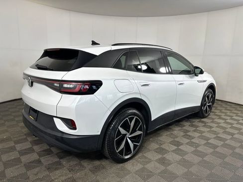 Used 2023 Volkswagen ID.4 Pro S image 3