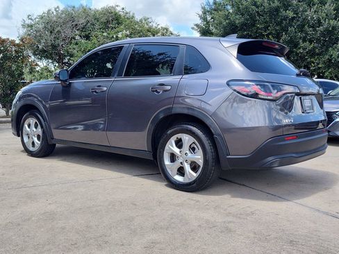 Used 2023 Honda HR-V LX image 6