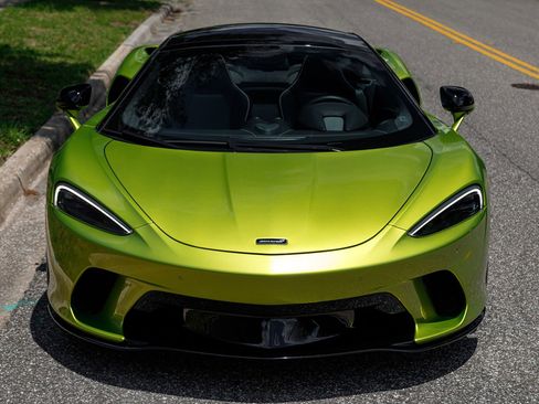 Used 2023 McLaren GT RWD image 17