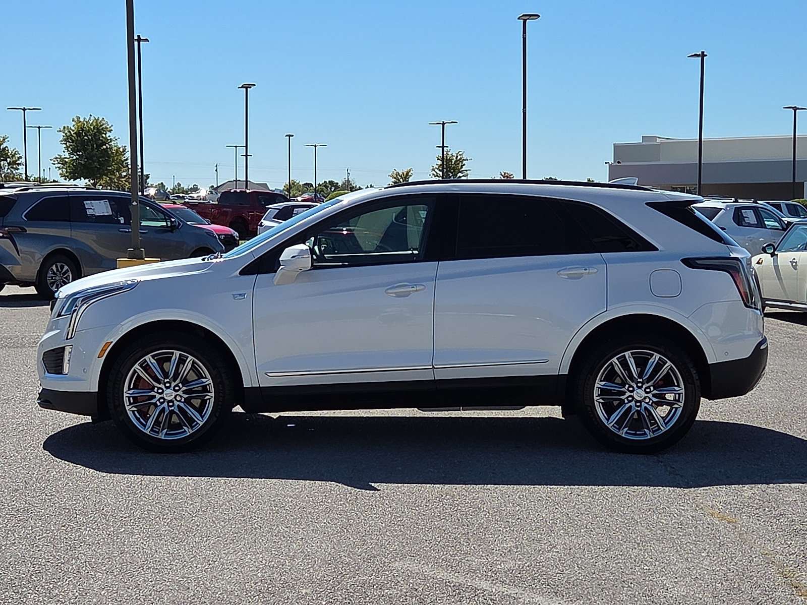 Used 2026 Cadillac XT5 Sportv w/ LPO, Floor Liner Package AWD/4WD image 3