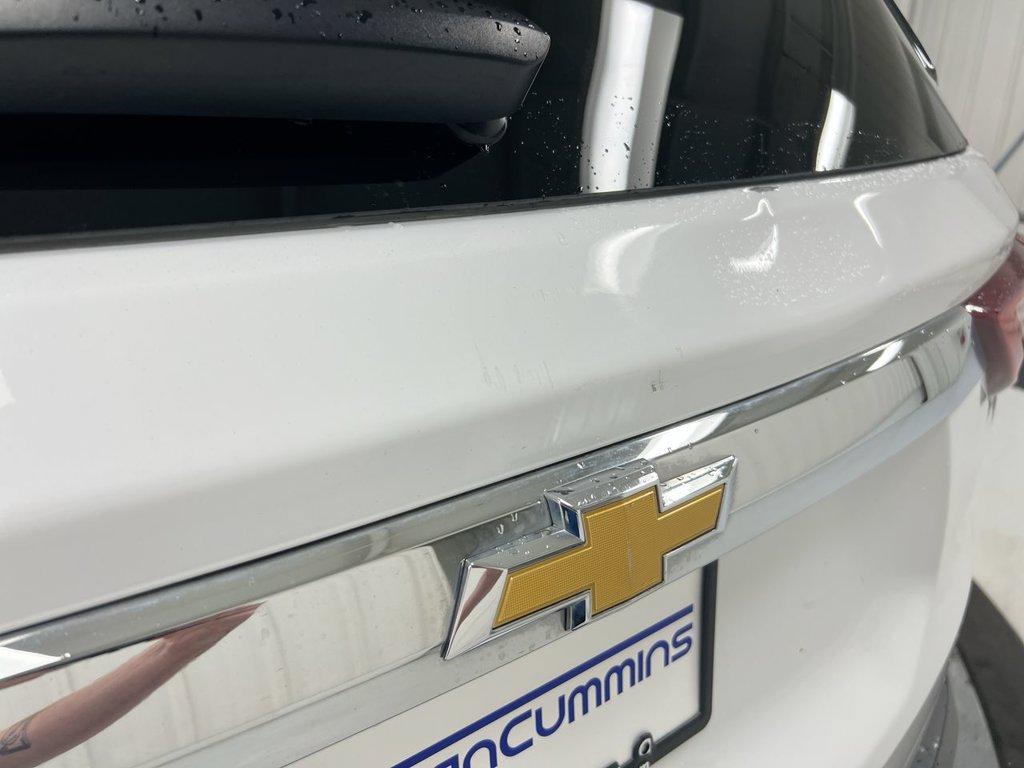 Used 2018 Chevrolet Traverse LS w/ LPO, Floor Liner Package AWD/4WD image 32