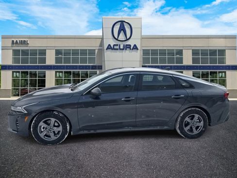 Used 2023 Kia K5 LXS image 2