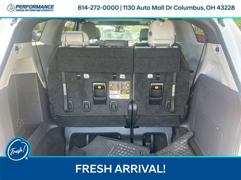 Used 2024 Toyota Sienna AWD image 14