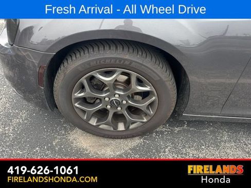Used 2017 Chrysler 300 S w/ 300S Premium Group AWD/4WD image 12