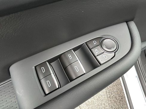 New 2026 Buick Enclave Avenir w/ Super Cruise Package image 11