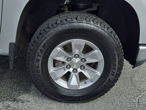 Used 2020 Chevrolet Silverado 1500 LT AWD/4WD image 7