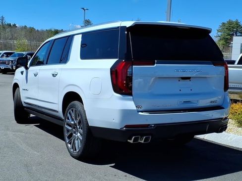 New 2026 GMC Yukon XL Denali Ultimate AWD/4WD image 4