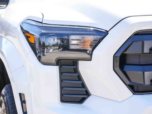 Certified 2025 Toyota Tacoma SR RWD image 5