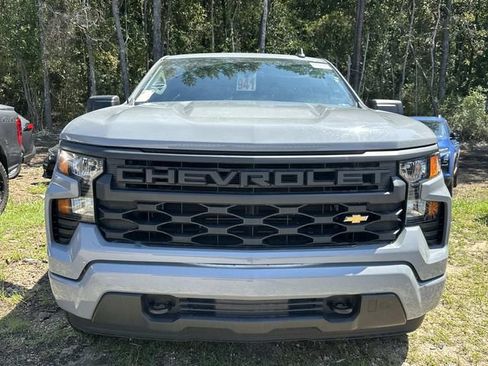 Used 2024 Chevrolet Silverado 1500 Custom RWD image 2