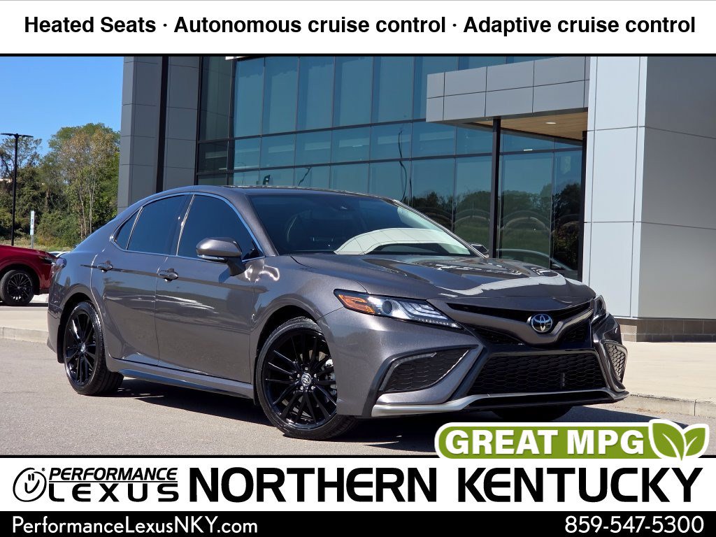 Used 2024 Toyota Camry XSE FWD image 1