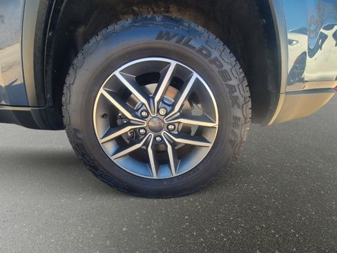 Used 2020 Jeep Grand Cherokee Limited w/ Premium Lighting Group image 7