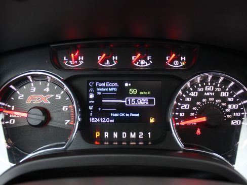 Used 2014 Ford F150 FX4 w/ Equipment Group 402A Luxury image 24