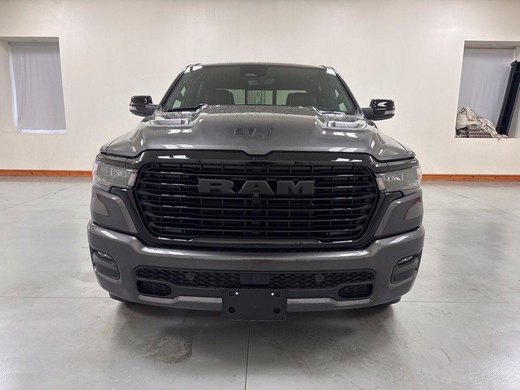 New 2027 RAM 1500 Laramie AWD/4WD image 3