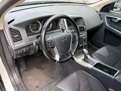 Used 2013 Volvo XC60 3.2 FWD image 4