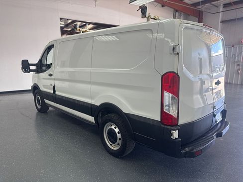Used 2019 Ford Transit 150 130 Low Roof RWD image 5