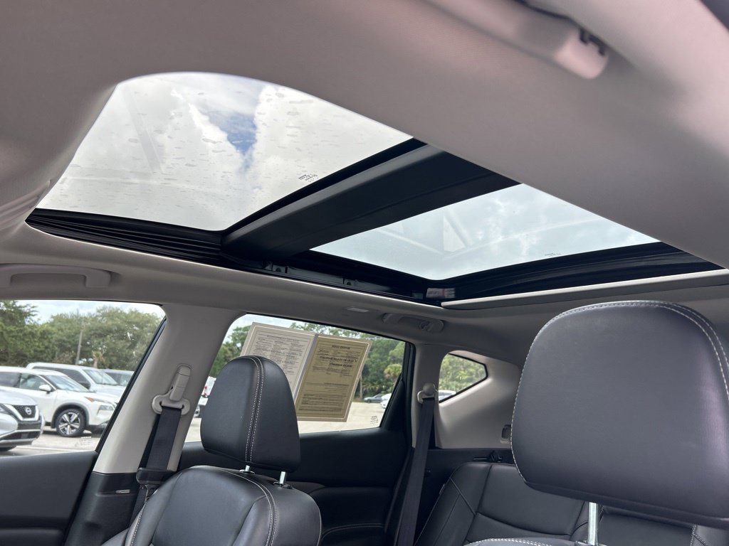 Certified 2024 Nissan Murano SL FWD image 23