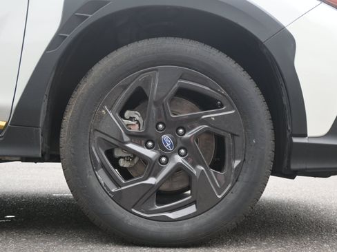 Certified 2025 Subaru Crosstrek 2.5i Sport AWD/4WD image 13