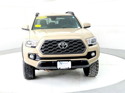 Used 2020 Toyota Tacoma TRD Off-Road image 8