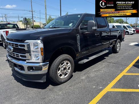 Used 2025 Ford F250 XLT AWD/4WD image 3