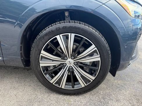 Used 2023 Volvo XC60 B5 Plus w/ Protection Package Premier AWD/4WD image 19