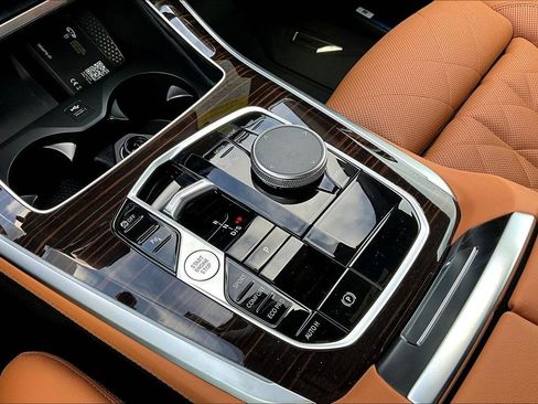 New 2026 BMW X5 sDrive40i image 19