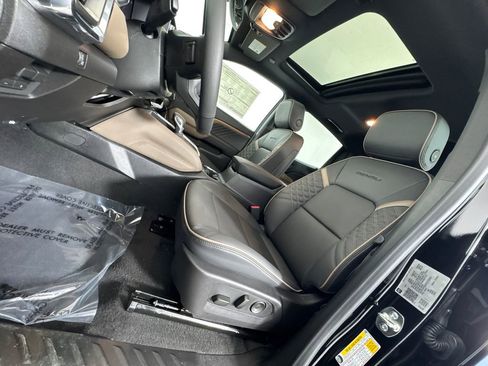 New 2026 GMC Canyon Denali image 31