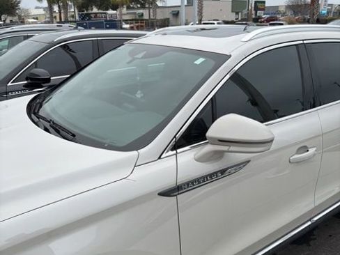 Used 2023 Lincoln Nautilus Reserve w/ Class II Trailer Tow Package image 11