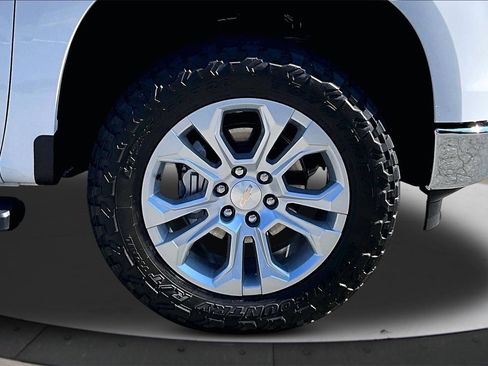 Used 2025 Chevrolet Silverado 1500 LTZ w/ Z71 Off-Road Package image 35