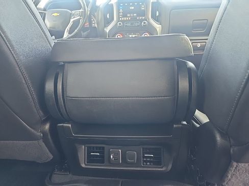 Used 2022 Chevrolet Silverado 2500 LT w/ Convenience Package image 23