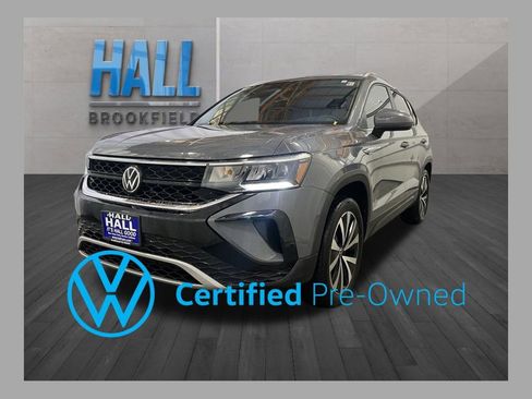 Certified 2023 Volkswagen Taos SE w/ Panoramic Sunroof Package image 1