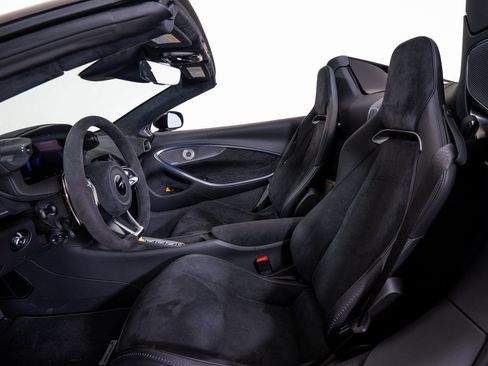 New 2026 McLaren Artura Spider image 21