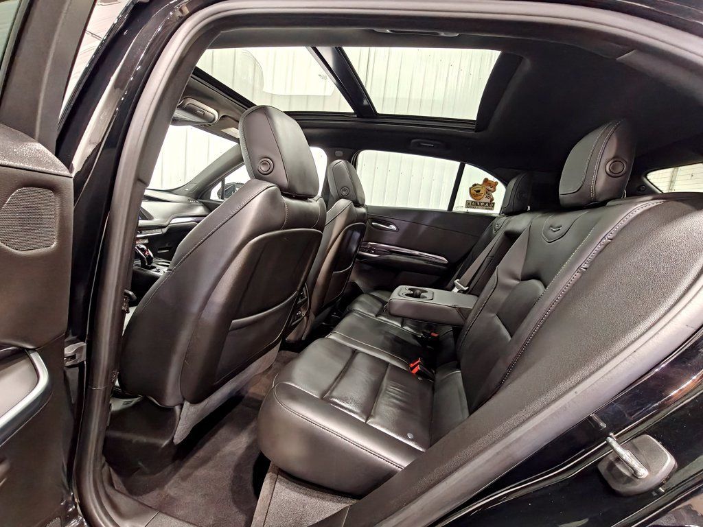 Used 2023 Cadillac XT4 Luxury AWD/4WD image 27