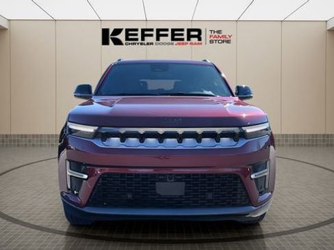 New 2026 Jeep Grand Wagoneer 4WD image 8