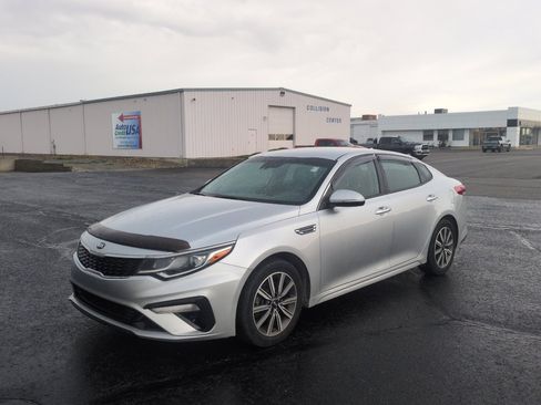 Used 2019 Kia Optima LX w/ LX 17" Wheel Package FWD image 1