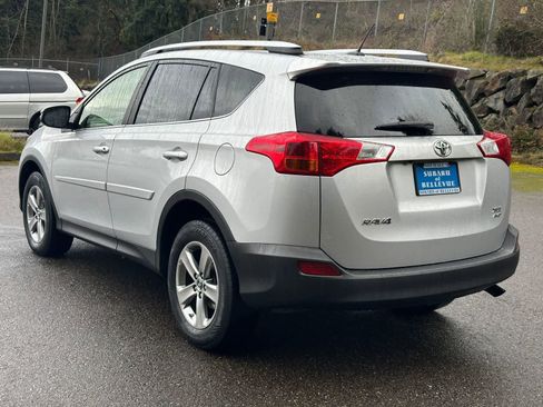 Used 2015 Toyota RAV4 XLE image 3