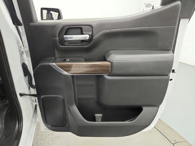 Used 2020 Chevrolet Silverado 1500 RST w/ True North Edition AWD/4WD image 32