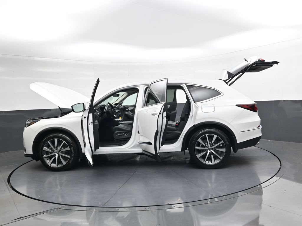 Used 2026 Acura MDX w/ Technology Package FWD image 40