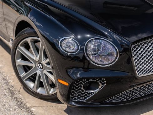 Certified 2022 Bentley Continental GT AWD/4WD image 7