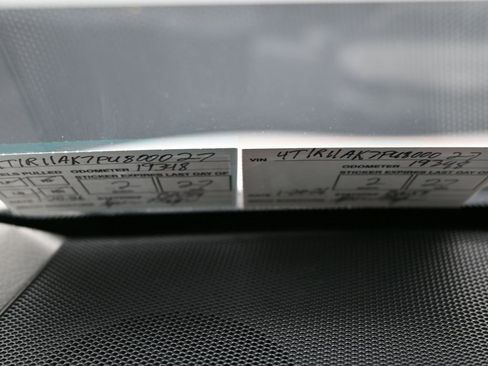 Used 2023 Toyota Camry LE image 10