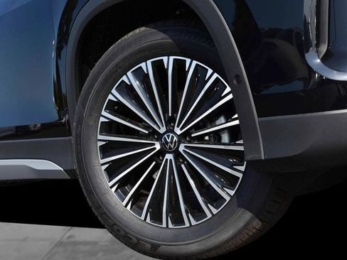 New 2026 Volkswagen Tiguan S FWD image 3
