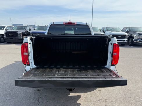 Used 2017 Chevrolet Colorado Z71 image 19