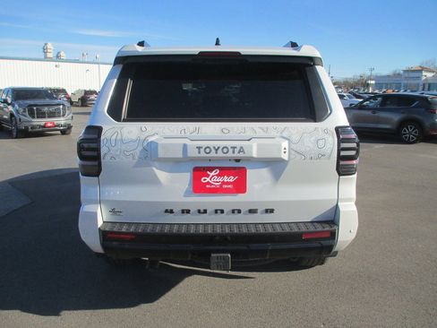 Used 2025 Toyota 4Runner TRD Sport Premium image 6