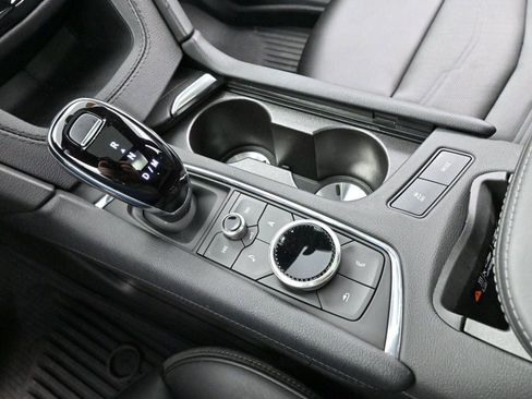 Certified 2024 Cadillac XT6 Sport w/ Platinum Package image 27