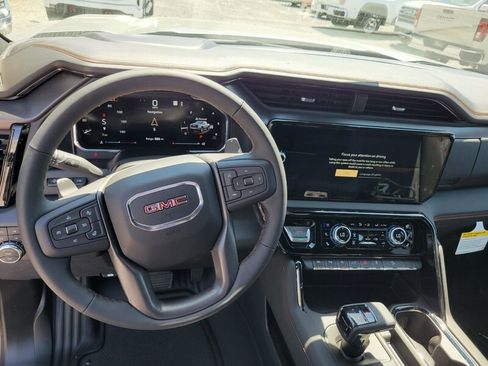 New 2026 GMC Sierra 1500 AT4 w/ AT4 Premium Package AWD/4WD image 10