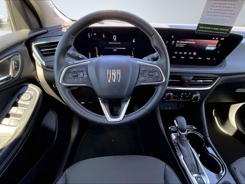 Used 2025 Buick Encore GX Preferred FWD image 9
