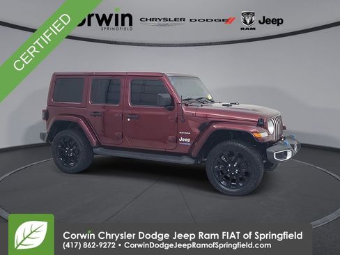 Used 2022 Jeep Wrangler Unlimited Sahara w/ Cold Weather Group AWD/4WD image 1